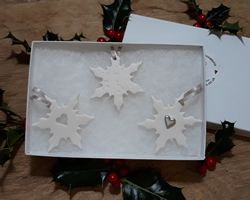 Snowflake Medium Set of 3 Mix Silver Hearts